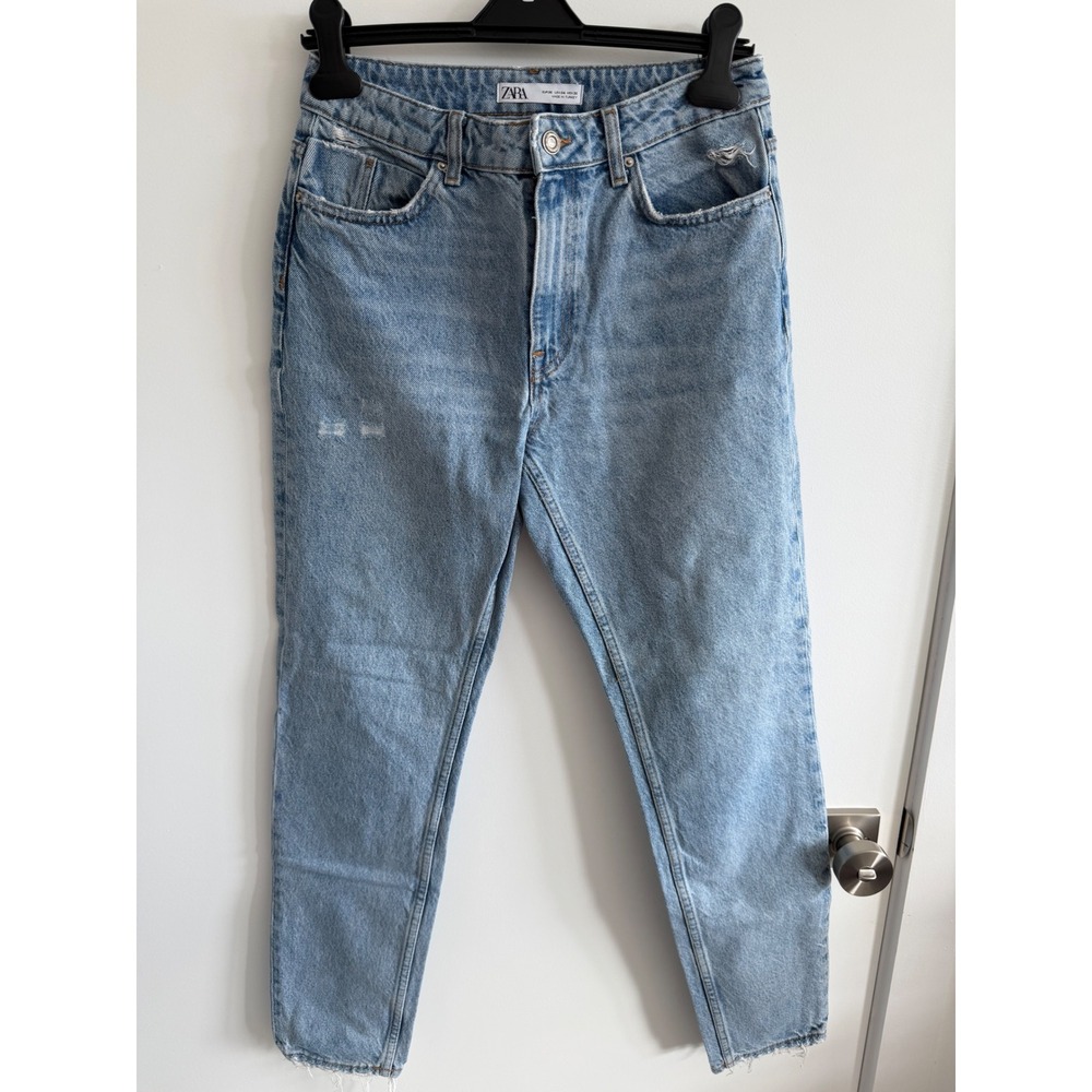 Zara Light Wash Distressed Straight Leg Raw Hem Jeans US 4 EUR 36 Y2K
